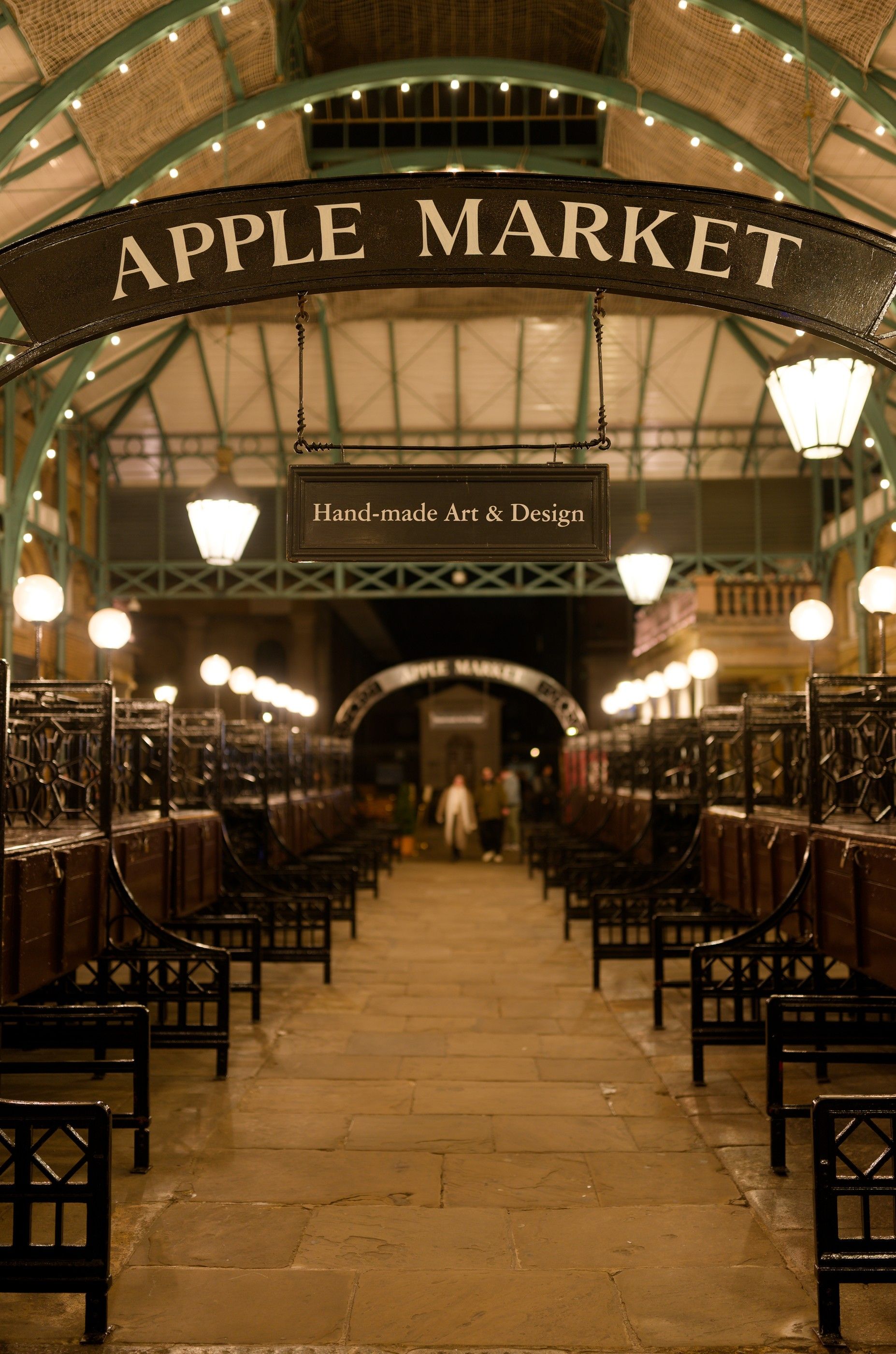 Apple Market
